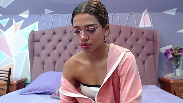 BritneyCollins online show from 02.20.25