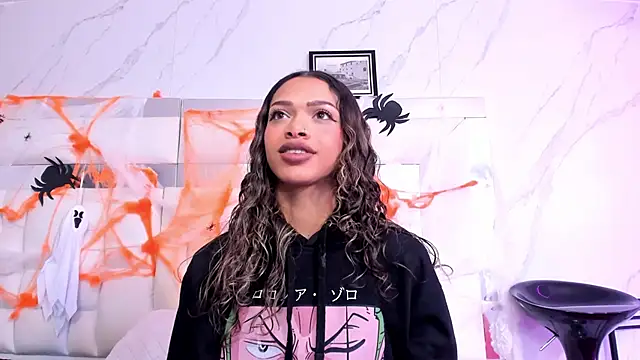 BritneyCollins online show from 10.15.25