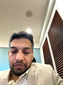 Snapshot of a4ashes chatting on 10.28.25 a4ashes online show from 10.28.25