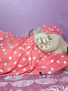 Snapshot of IndianRima chatting on 10.01.25 IndianRima online show from 10.01.25