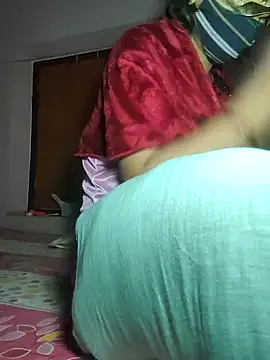 Snapshot of IndianRima chatting on 11.17.25 IndianRima online show from 11.17.25