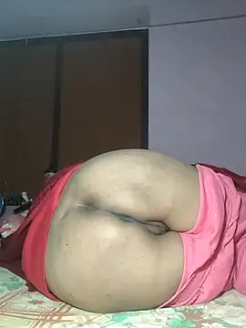 Snapshot of IndianRima chatting on 12.04.25 IndianRima online show from 12.04.25