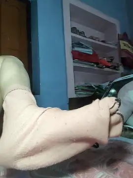 Snapshot of IndianRima chatting on 12.21.25 IndianRima online show from 12.21.25