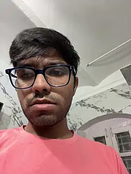 Snapshot of BoyzaraHatke chatting on 06.19.26 BoyzaraHatke online show from 06.19.26