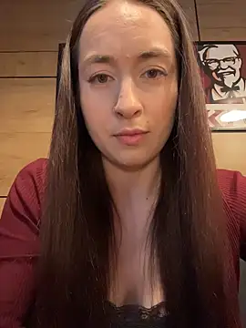 Snapshot of Holly_Play chatting on 05.26.26 Holly Play online show from 05.26.26