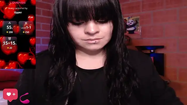 Snapshot of Valerydirty_dark chatting on 12.14.24 Valerydirty dark online show from 12.14.24