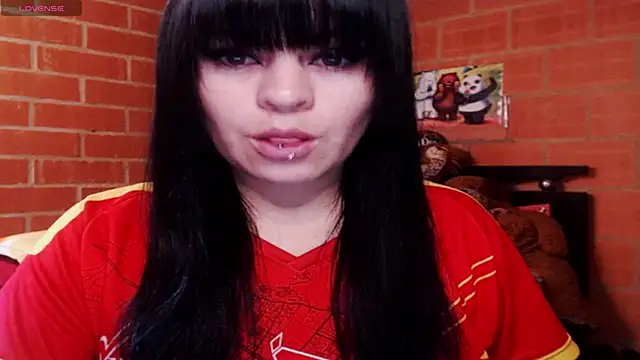 Snapshot of Valerydirty_dark chatting on 12.23.24 Valerydirty dark online show from 12.23.24