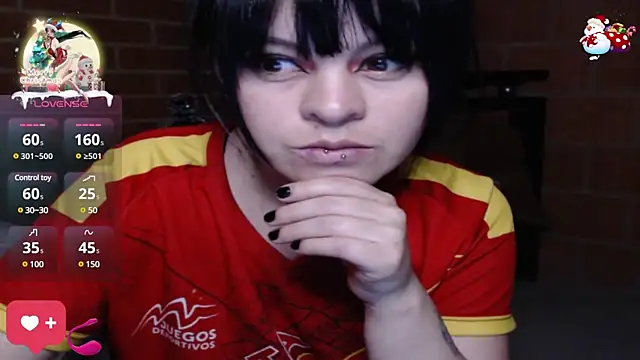 Snapshot of Valerydirty_dark chatting on 12.29.24 Valerydirty dark online show from 12.29.24