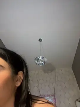 Snapshot of kyber_ chatting on 12.11.24 kyber online show from 12.11.24