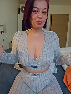 Chaudesquirt online show from 02.23.26