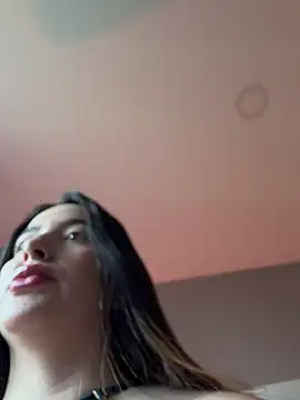 Snapshot of Alessia-miller_ chatting on 07.26.26 Alessia-miller online show from 07.26.26