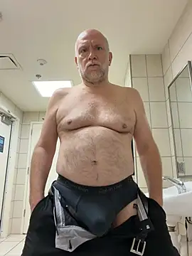 FLSexyGuy online show from 04.16.26