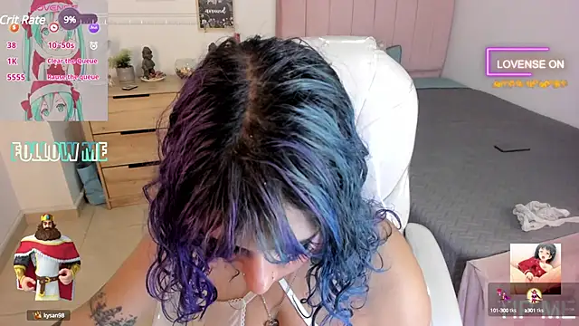 amber Thompson online show from 12.05.24