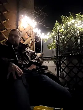 Snapshot of tipico0799 chatting on 11.23.25 tipico0799 online show from 11.23.25