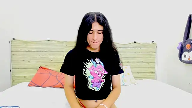 Evil Queen13 online show from 02.10.26