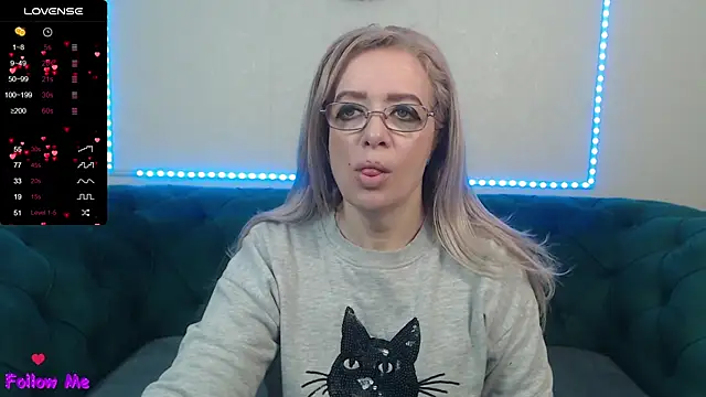 IvanaCharm online show from 03.10.25