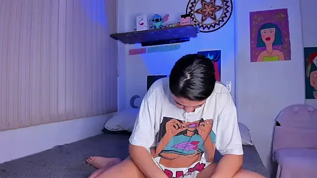 Snapshot of azumi_cutiepie_ chatting on 02.21.25 azumi cutiepie online show from 02.21.25