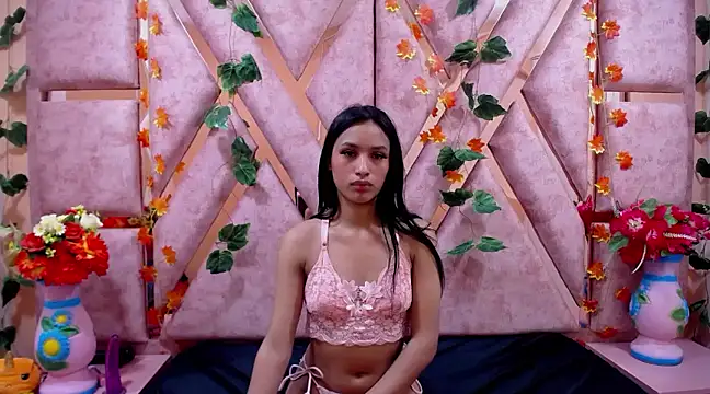 Snapshot of Salome_Queem chatting on 01.19.25 Salome Queem online show from 01.19.25