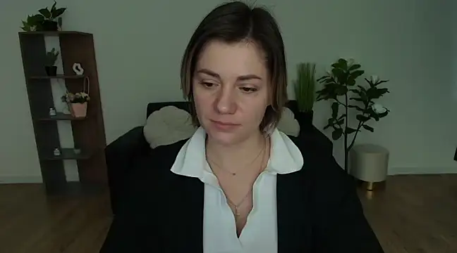 MariaSttone online show from 12.15.24