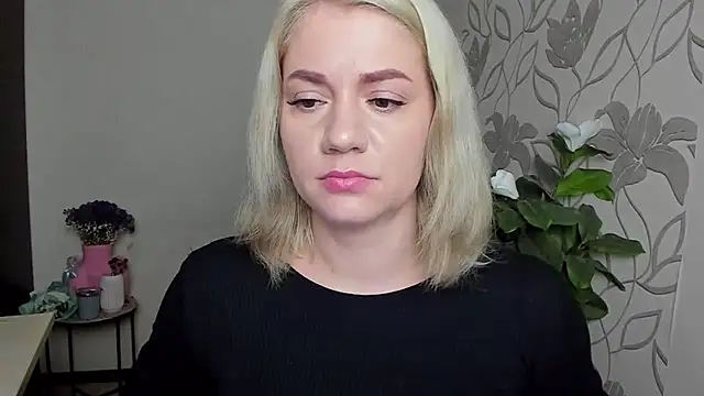 MariaSttone online show from 11.18.25