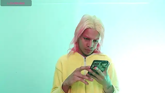 Snapshot of Jace_Quinn chatting on 12.10.24 Jace Quinn online show from 12.10.24