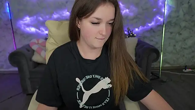 DonnaLustt online show from 01.22.25