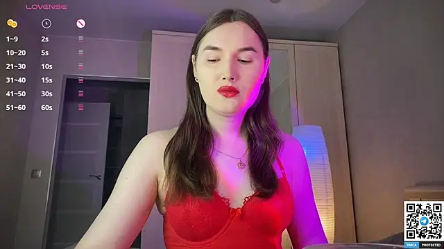 Snapshot of Maria_Bowie chatting on 05.09.26 Maria Bowie online show from 05.09.26