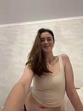 Snapshot of Miilania chatting on 12.17.24 Miilania online show from 12.17.24