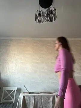 Snapshot of Miilania chatting on 12.31.24 Miilania online show from 12.31.24