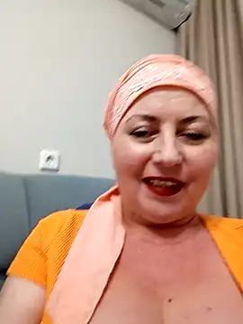 Lana Luna1 online show from 10.06.25