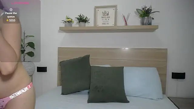 soy mariana  online show from 03.12.25