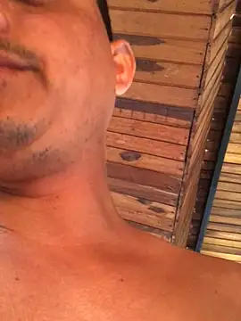 isacalejandroo online show from 01.03.25