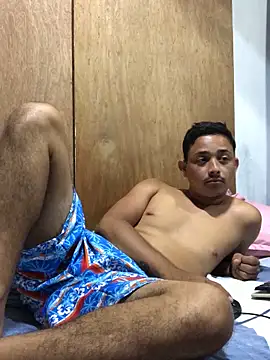 isacalejandroo online show from 02.25.25