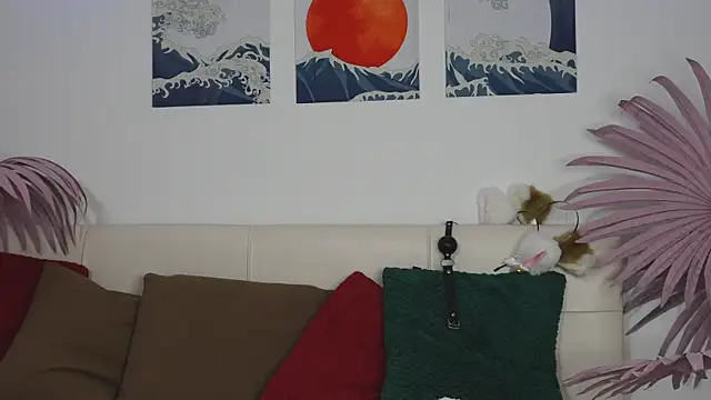 tiffannyjons online show from 12.10.24