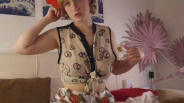 tiffannyjons online show from 12.20.24