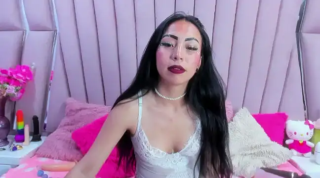 nathalia pink online show from 12.06.24