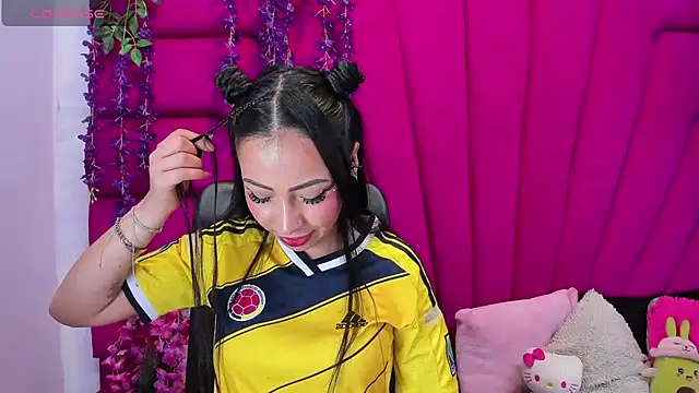 Snapshot of nathalia_pink chatting on 07.03.26 nathalia pink online show from 07.03.26