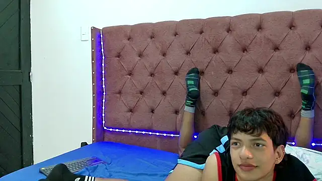 boys yourparty online show from 01.30.25