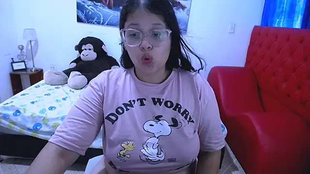 Snapshot of angel_barbie_1 chatting on 11.19.25 angel barbie 1 online show from 11.19.25