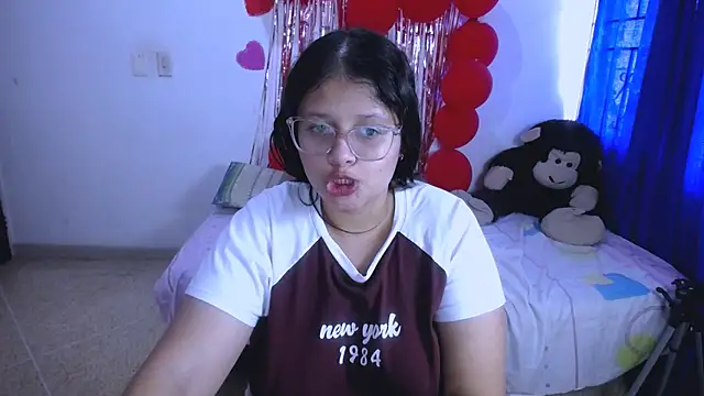 Snapshot of angel_barbie_1 chatting on 02.19.26 angel barbie 1 online show from 02.19.26