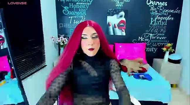 Snapshot of DarianaGia chatting on 12.06.24 DarianaGia online show from 12.06.24