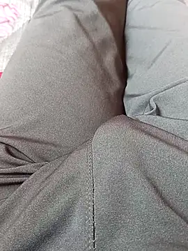 Snapshot of Fanindear chatting on 03.20.25 Fanindear online show from 03.20.25