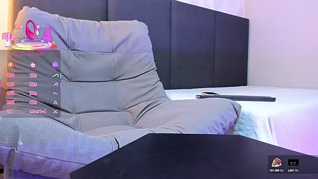 SophieHarris  online show from 09.15.25