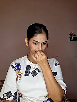 Garima G online show from 10.04.25