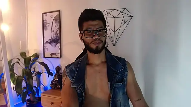 Colby brown03 online show from 04.06.26