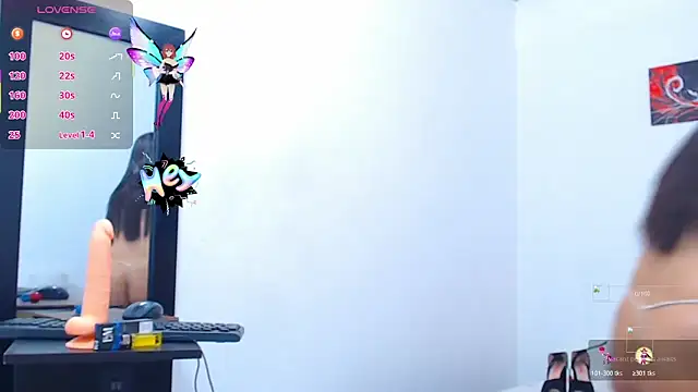 tifaniith online show from 10.25.25