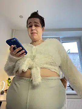 SuzieMurray online show from 11.12.25