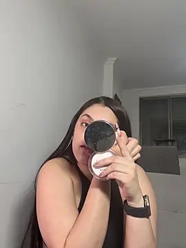 kimberlyhills1 online show from 12.14.24