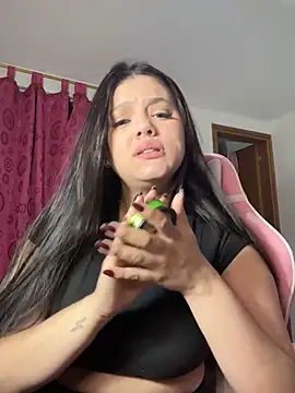 kimberlyhills1 online show from 02.06.25