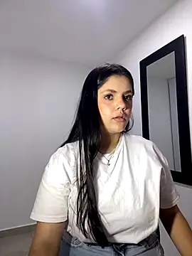 kimberlyhills1 online show from 09.25.25